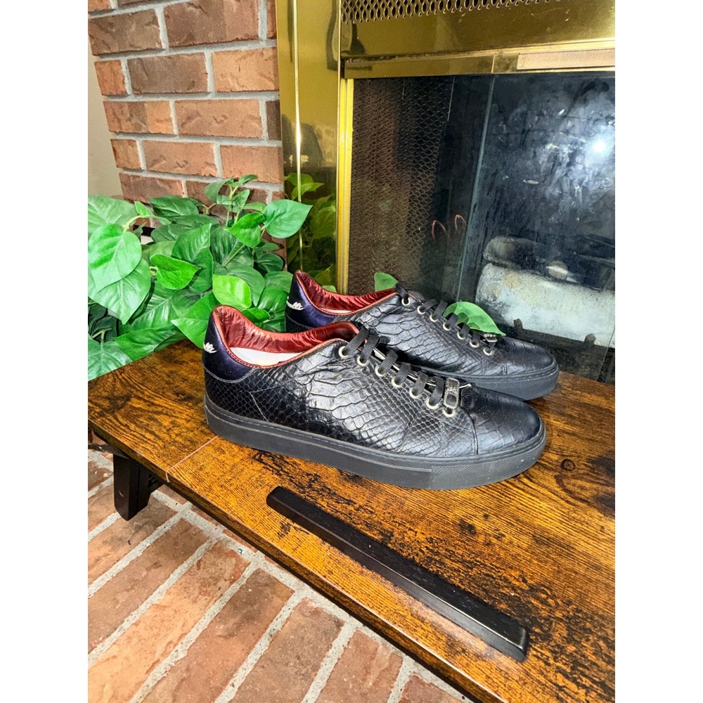 Roberto Cavalli Sneakers Mens Black Python Print Embossed Leather Lowtops 42 / 9